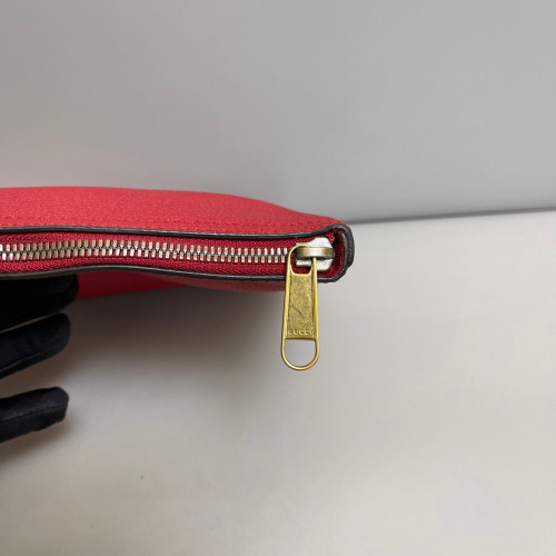 Gucci Clutch Grained Calfskin Red