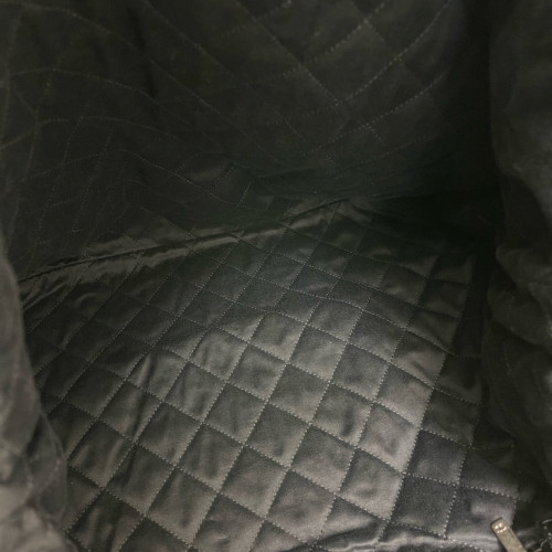Chanel Quilted Small 22 Bag Crumpled Calfskin Black