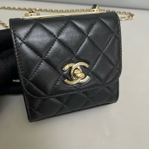 Chanel Quilted Mini Trendy CC Clutch With Chain Lambskin Black