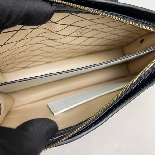 Louis Vuitton Trunk Clutch Epi White