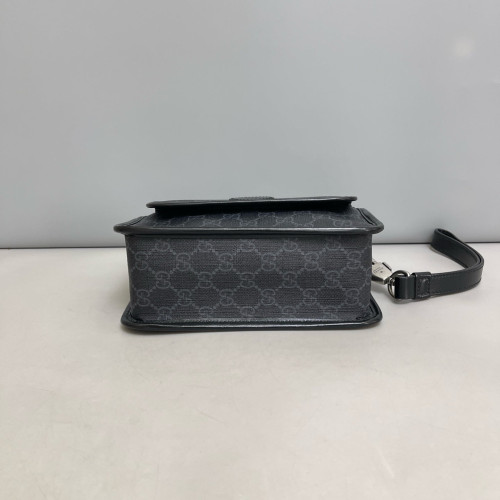 Gucci Crossbody Bag GG Supreme Monogram Black