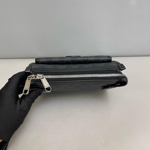 Gucci Crossbody Bag GG Supreme Monogram Black