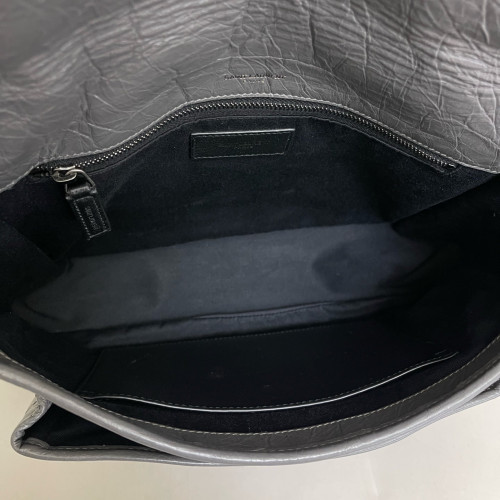 Yves Saint Laurent Medium Niki Messenger Pull Up Leather Grey