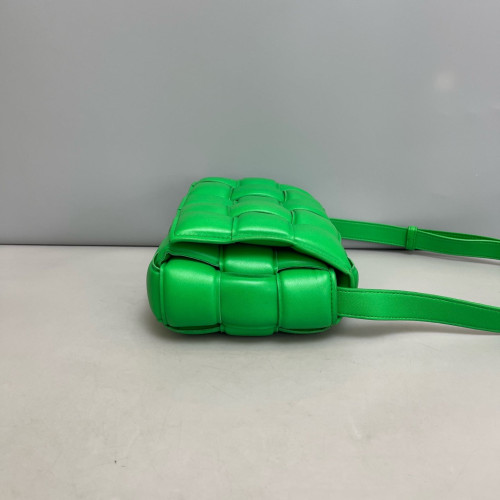 Bottega Veneta Small Padded Cassette Crossbody Bag Calfskin Intrecciato Green Bottega Veneta Small Padded Cassette Crossbody Bag Calfskin Intrecciato Green
