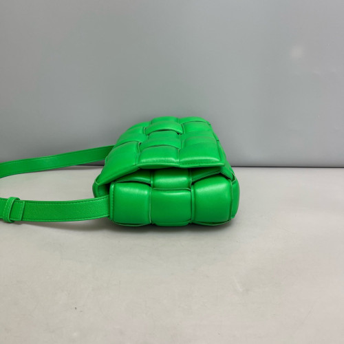 Bottega Veneta Small Padded Cassette Crossbody Bag Calfskin Intrecciato Green Bottega Veneta Small Padded Cassette Crossbody Bag Calfskin Intrecciato Green