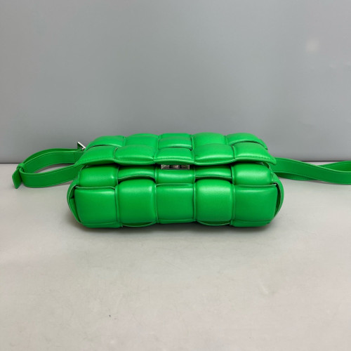 Bottega Veneta Small Padded Cassette Crossbody Bag Calfskin Intrecciato Green Bottega Veneta Small Padded Cassette Crossbody Bag Calfskin Intrecciato Green