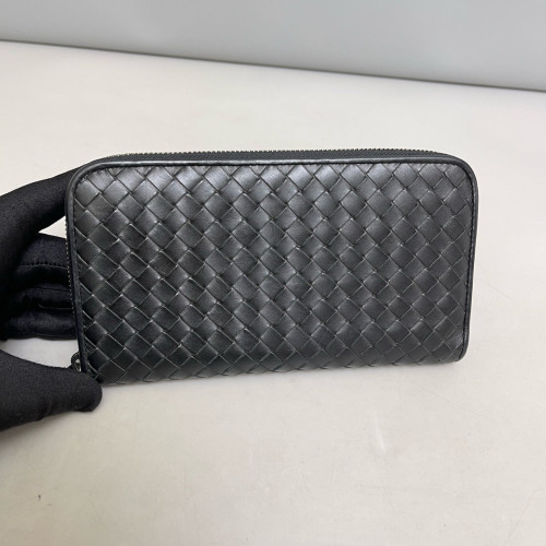 Bottega Veneta Intrecciato Zip Around Wallet Calfskin Intrecciato Black Bottega Veneta Intrecciato Zip Around Wallet Calfskin Intrecciato Black