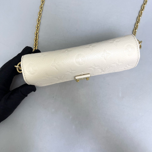 Louis Vuitton Metis Wallet On Chain Monogram Empreinte White