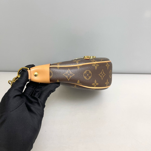 Louis Vuitton Loop Monogram Brown Louis Vuitton Loop Monogram Brown