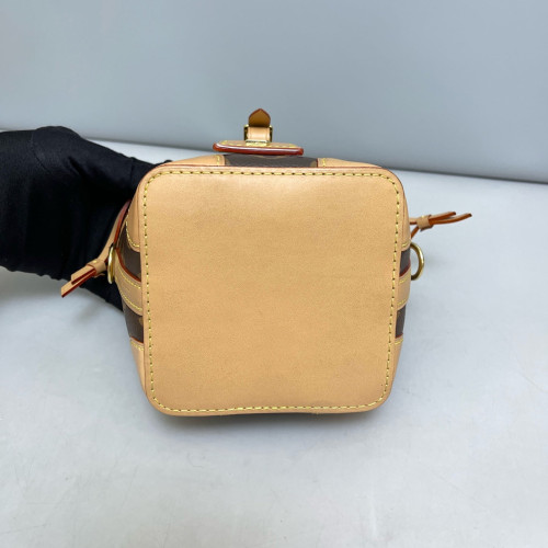 Louis Vuitton Noe Purse Monogram Brown Louis Vuitton Noe Purse Monogram Brown