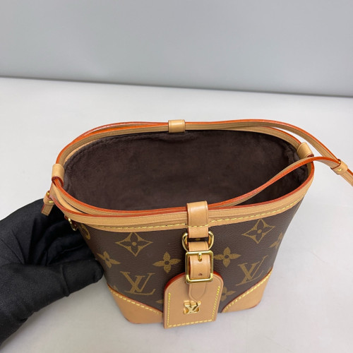 Louis Vuitton Noe Purse Monogram Brown Louis Vuitton Noe Purse Monogram Brown