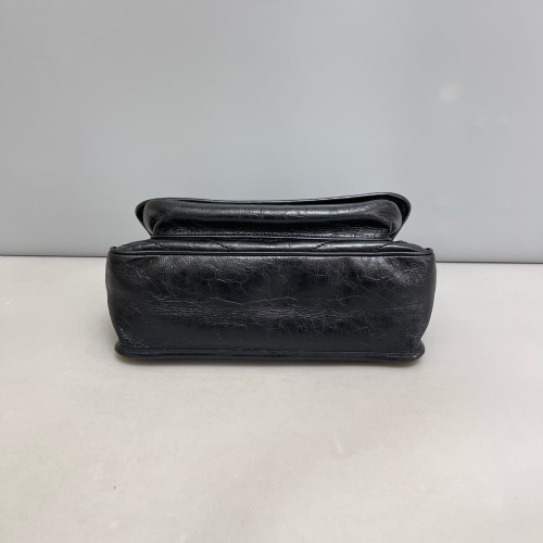 Yves Saint Laurent Medium Niki Messenger Pull Up Leather Black