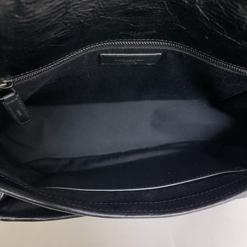 Yves Saint Laurent Medium Niki Messenger Pull Up Leather Black