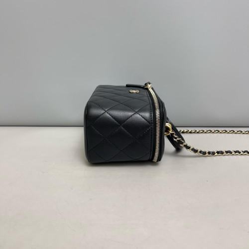 Chanel Quilted Top Handle Vanity Case With Chain Calfskin Black