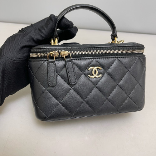 Chanel Quilted Top Handle Vanity Case With Chain Calfskin Black