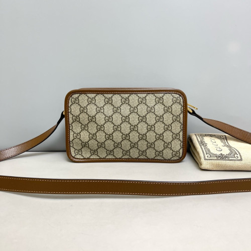 Gucci Camera Case GG Supreme Monogram Tan