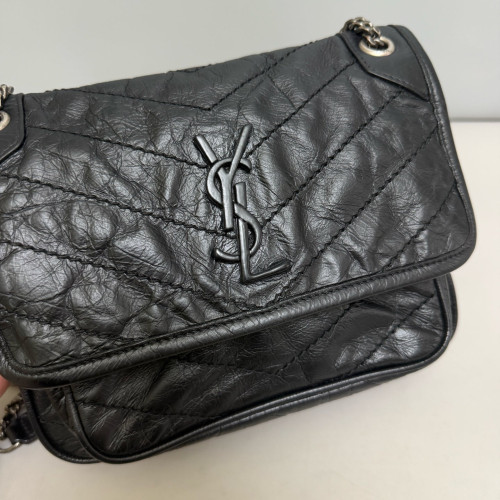 Yves Saint Laurent Baby Niki Chain Pull Up Leather Black