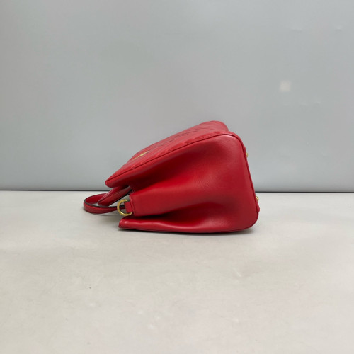 Gucci Matelasse GG Marmont Shoulder Tote Bag Calfskin Red