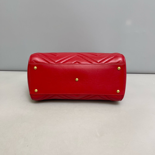 Gucci Matelasse GG Marmont Shoulder Tote Bag Calfskin Red