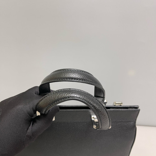 Gucci Small Zumi Top Handle Bag Grained Calfskin Black
