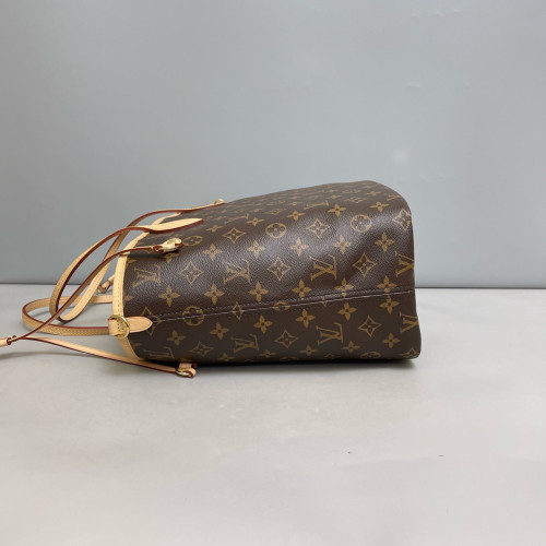 Louis Vuitton Neverfull MM Monogram Brown