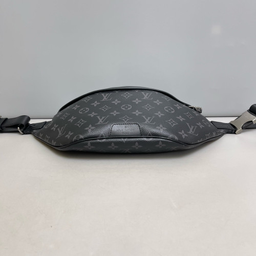 Louis Vuitton Discovery Bumbag Monogram Black