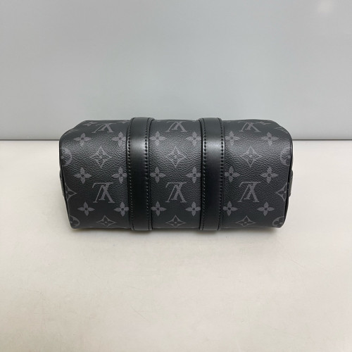 Louis Vuitton Keepall Bandouliere 25 Monogram Eclipse Black