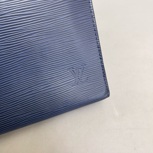Louis Vuitton Toiletry Pouch 26 Epi Dark Blue