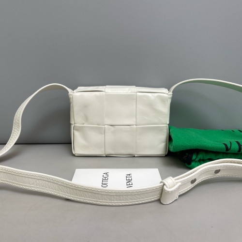 Bottega Veneta Mini Cassette Crossbody Bag Calfskin Maxi Intrecciato White