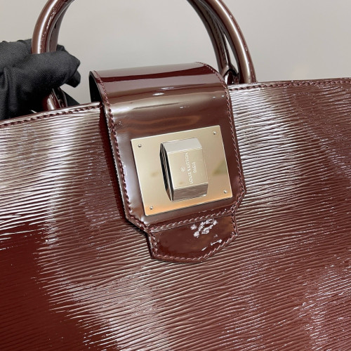 Louis Vuitton Mirabeau GM Epi Burgundy