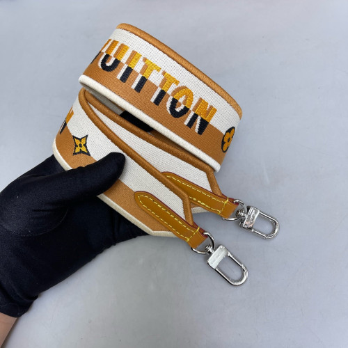 Louis Vuitton Alma BB Epi Tan