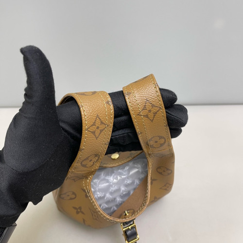 Louis Vuitton Atlantis BB Monogram Tan Louis Vuitton Atlantis BB Monogram Tan