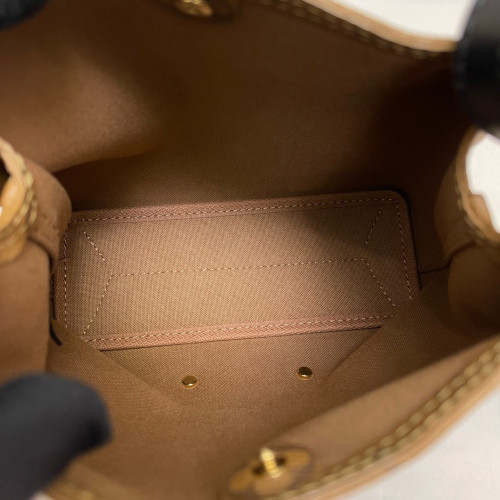 Louis Vuitton Atlantis BB Monogram Tan Louis Vuitton Atlantis BB Monogram Tan