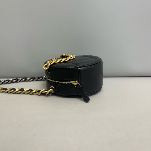 Chanel Quilted 19 Round Clutch With Chain Calfskin Black