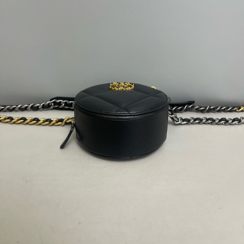 Chanel Quilted 19 Round Clutch With Chain Calfskin Black