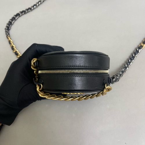 Chanel Quilted 19 Round Clutch With Chain Calfskin Black