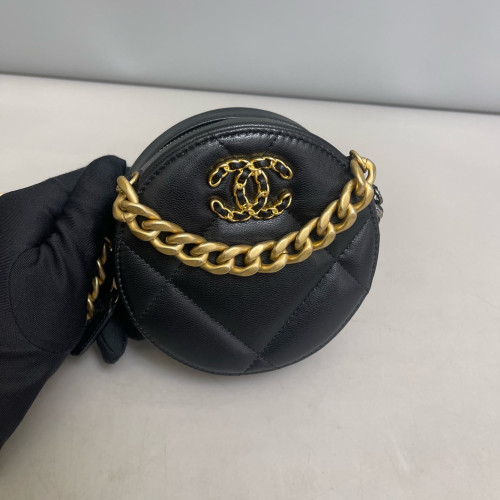 Chanel Quilted 19 Round Clutch With Chain Calfskin Black