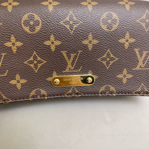 Louis Vuitton Lily Wallet On Chain Monogram Brown