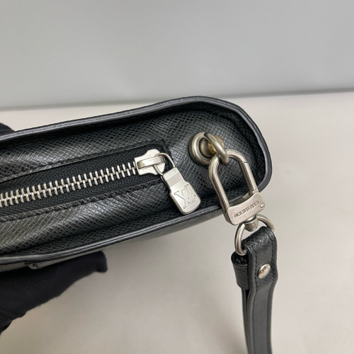 Louis Vuitton Clutch Saffiano Calfskin Black Louis Vuitton Clutch Saffiano Calfskin Black