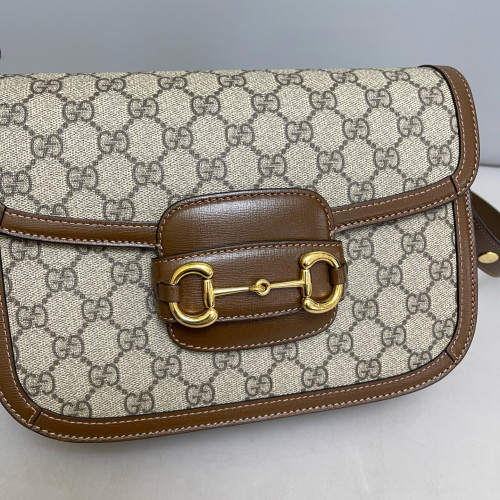 Gucci Medium Horsebit 1955 GG Supreme Monogram Beige