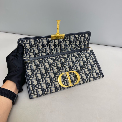 Dior 30 Montaigne Clutch Oblique Calfskin Blue Beige