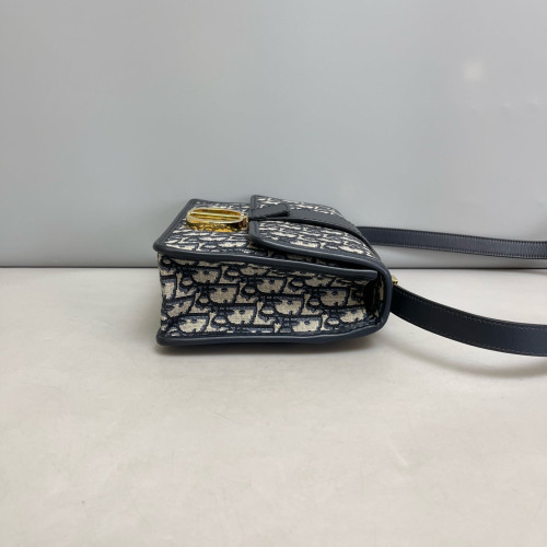 Dior 30 Montaigne Flap Bag Oblique Blue Beige Dior 30 Montaigne Flap Bag Oblique Blue Beige