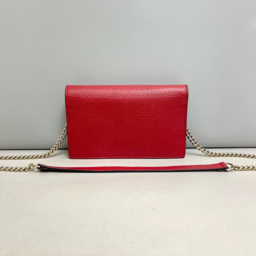 Gucci Interlocking G Chain Wallet Grained Calfskin Red
