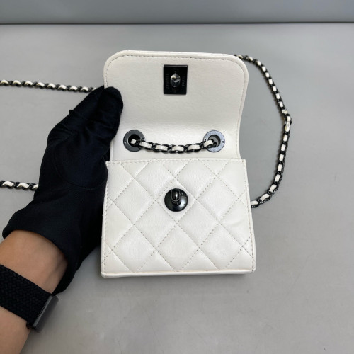 Chanel Quilted Mini Trendy CC Clutch With Chain Lambskin White