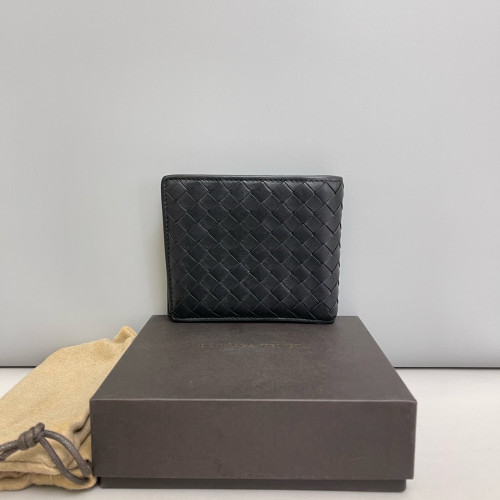 Bottega Veneta Compact Wallet Calfskin Intrecciato Black Bottega Veneta Compact Wallet Calfskin Intrecciato Black