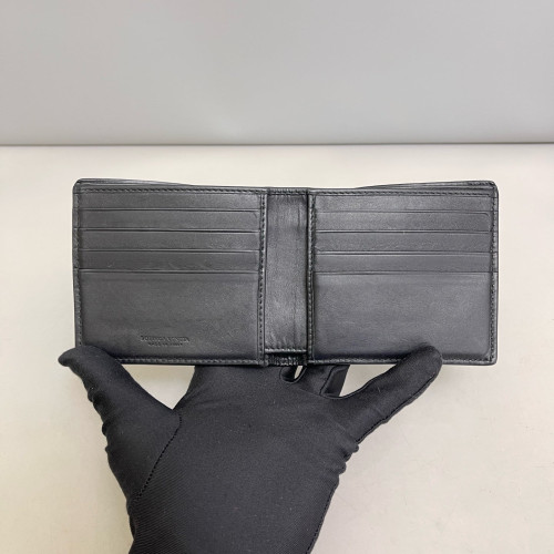 Bottega Veneta Compact Wallet Calfskin Intrecciato Black Bottega Veneta Compact Wallet Calfskin Intrecciato Black