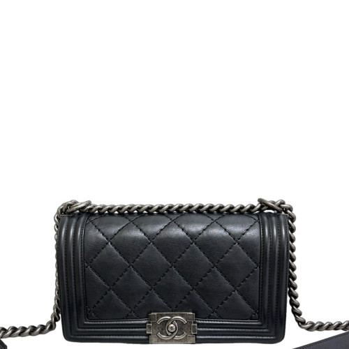 Chanel Quilted Medium Boy Flap Calfskin Black