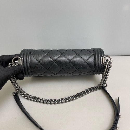 Chanel Quilted Medium Boy Flap Calfskin Black