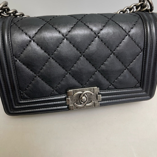 Chanel Quilted Medium Boy Flap Calfskin Black