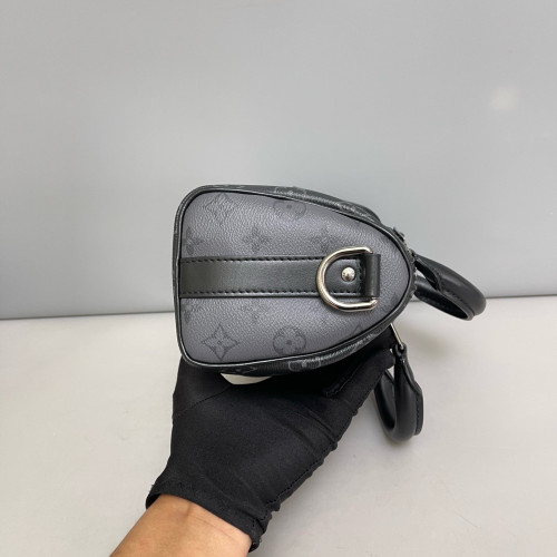 Louis Vuitton Keepall Bandouliere 25 Monogram Eclipse Black